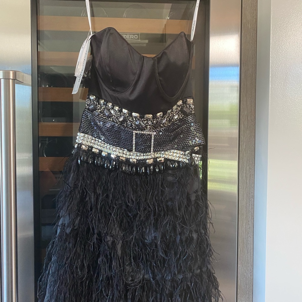 Elegant Couture Dulce Voitton mini dress